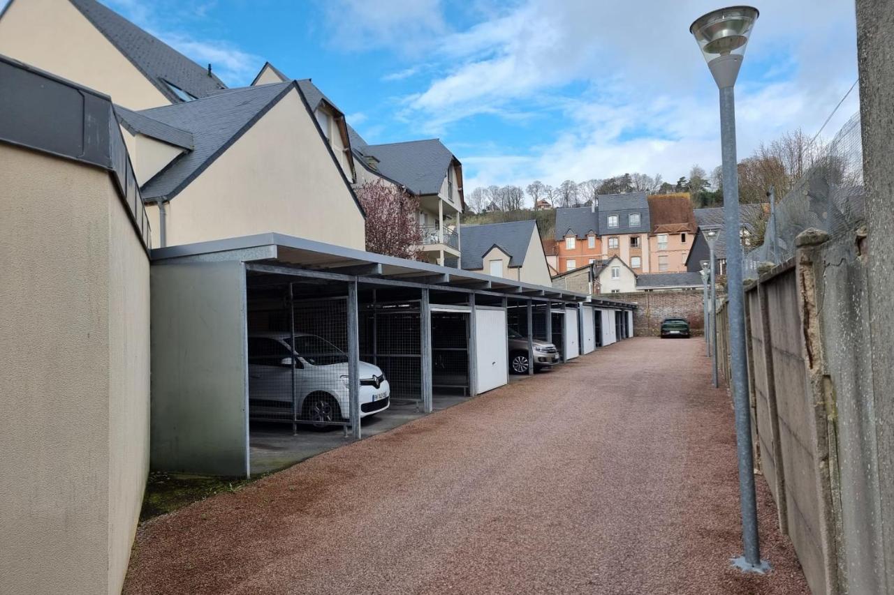 Chez Lou Et Dan 4P Apartment With Balcony Elevator And Secure Parking Honfleur Esterno foto